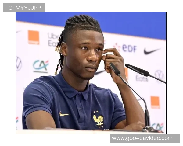 队报：由于法国队中场竞争激烈，卡马文加可能得改踢左后卫